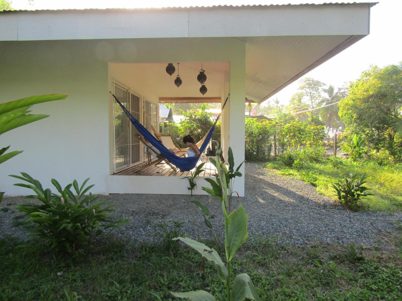 Pineapple House Manzanillo Villa Exterior photo
